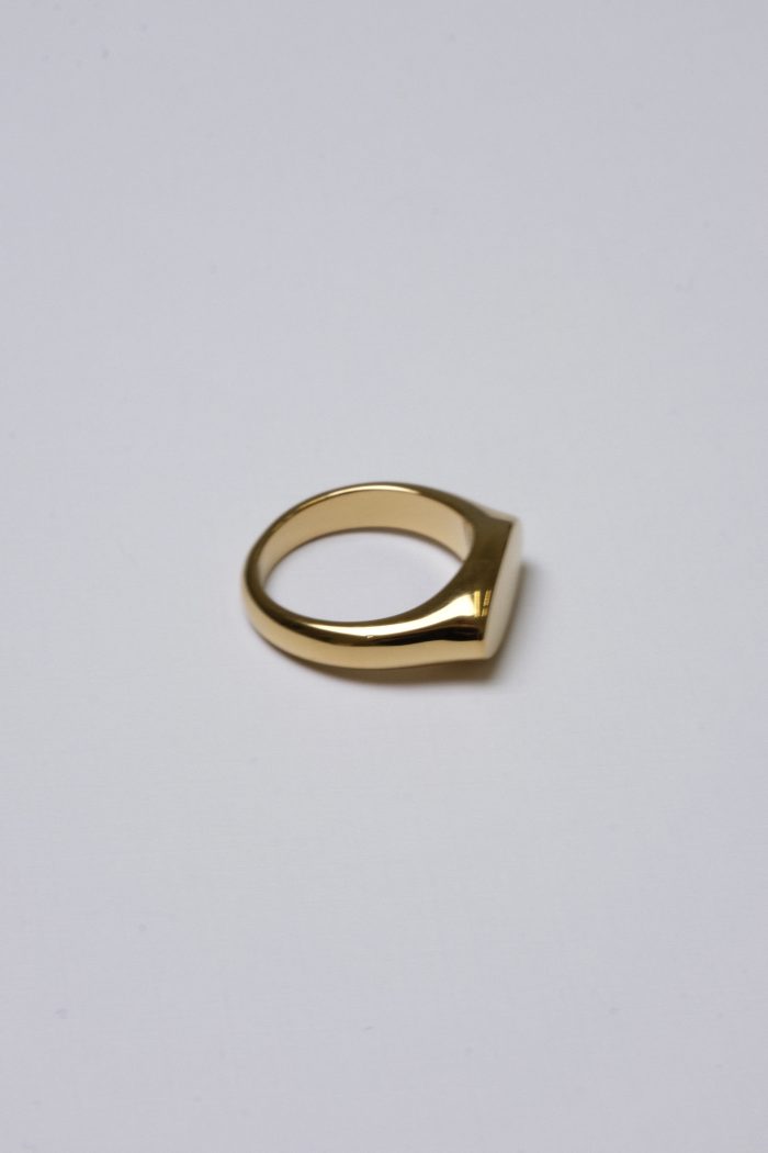 Кольцо Signet Gold