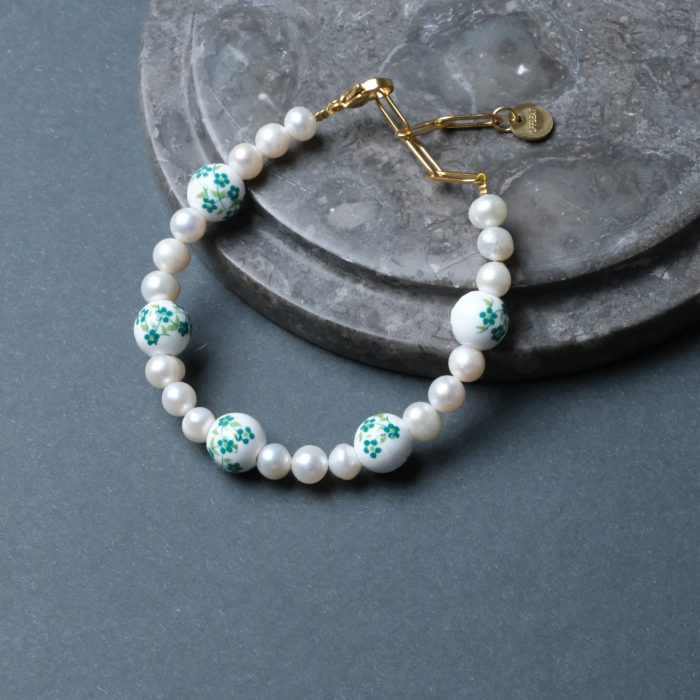 Браслет Green flowers