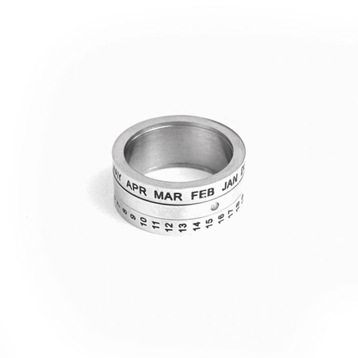Кольцо календарь в серебре размер все размеры