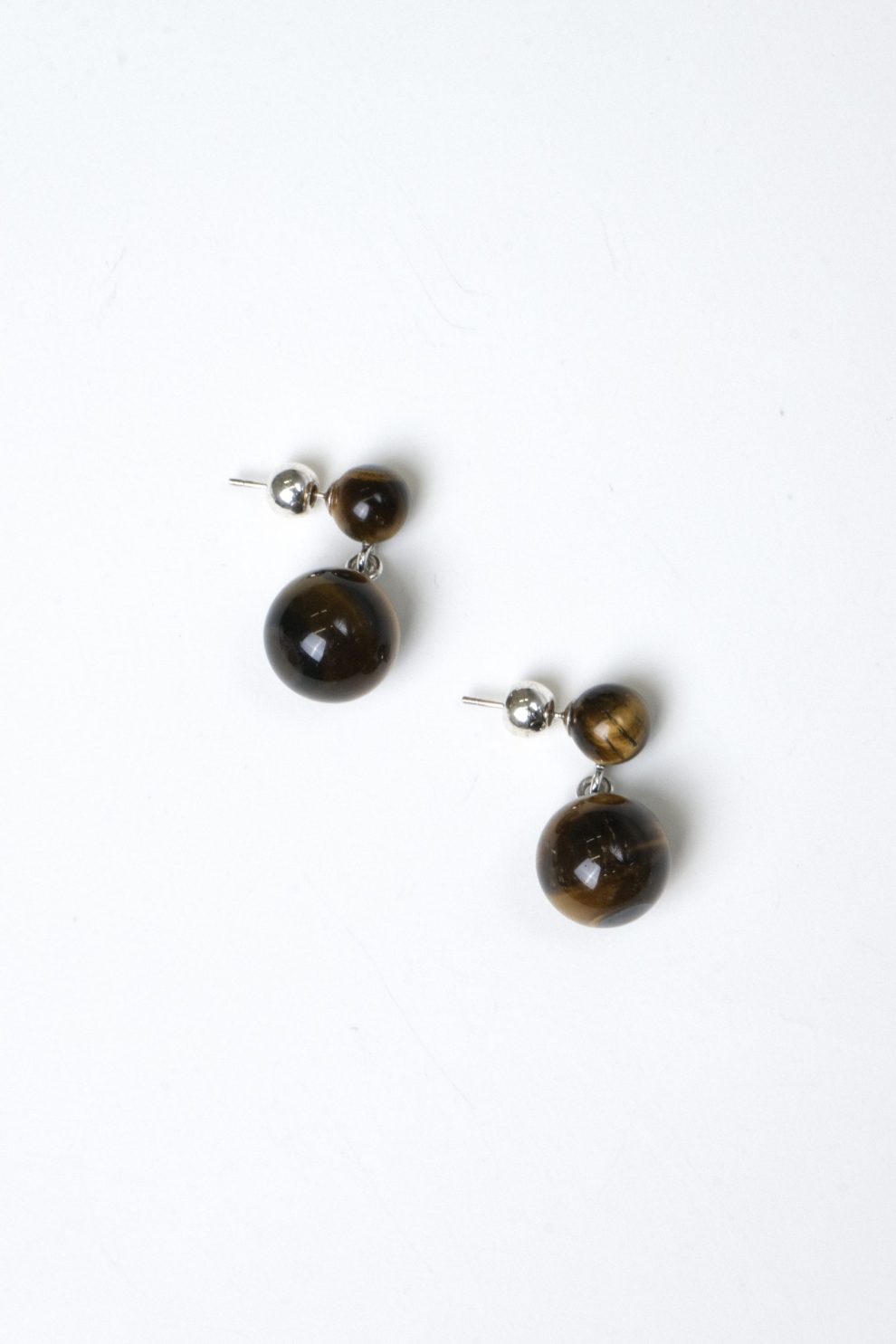 Серьги пуссеты Еiger Eye