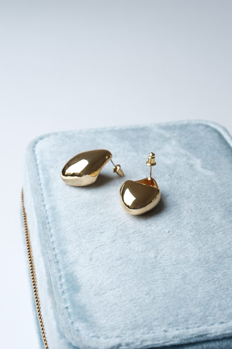 Серьги на гвоздиках droplet